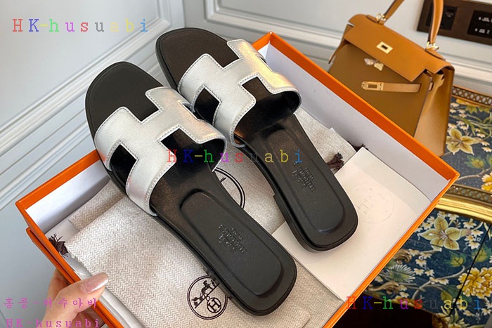 NEW 에르메스 샌들 신상 H 55252279