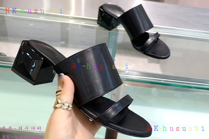 NEW 에르메스 슬리퍼 신상 H 5525220