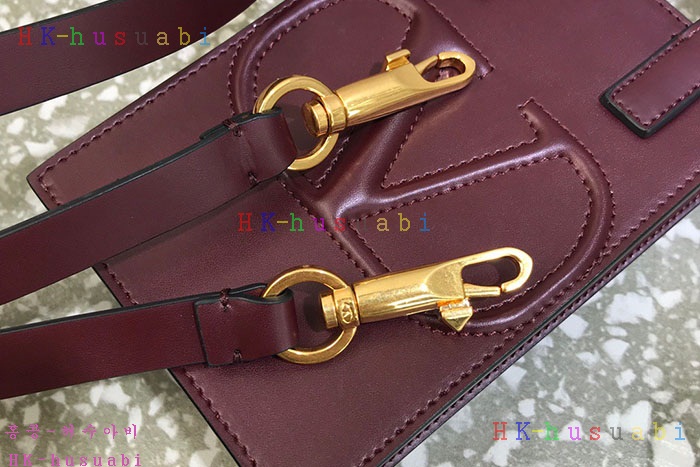 ★미러급★발렌티노 V로고 워크 폰 토트 V 572401-4