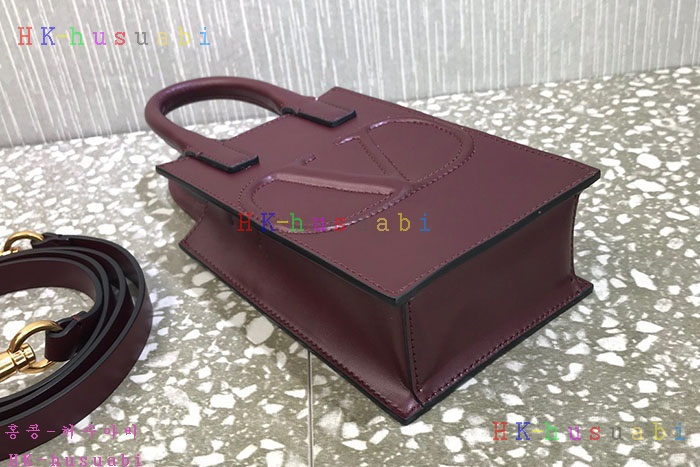★미러급★발렌티노 V로고 워크 폰 토트 V 572401-4