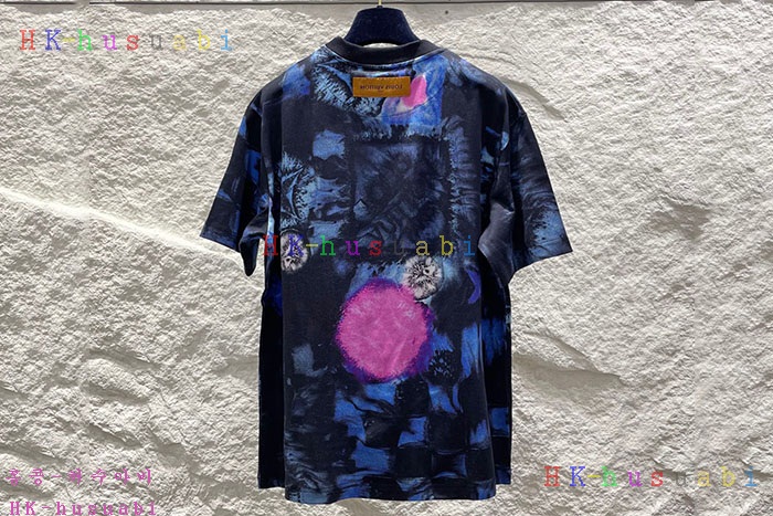NEW 루이비통 반팔티 신상 LV 8755824