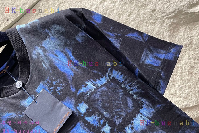 NEW 루이비통 반팔티 신상 LV 8755824