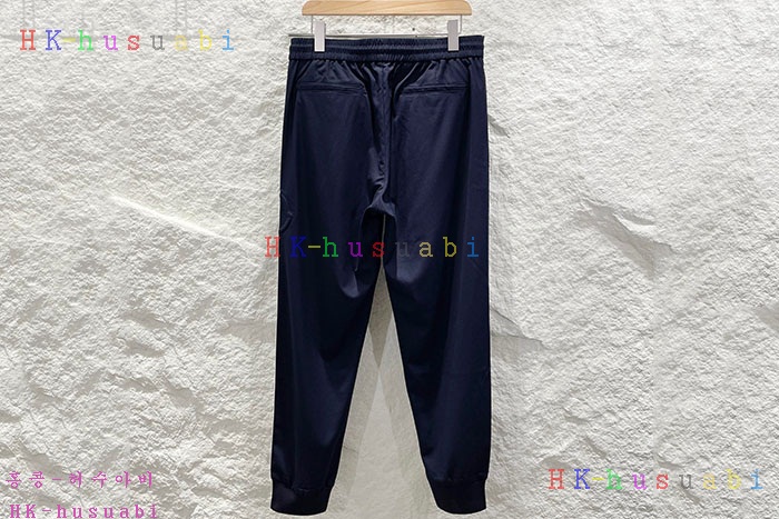 NEW 몽클레어 바지 신상 M 557991