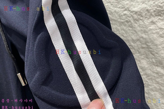 NEW 몽클레어 바지 신상 M 557991