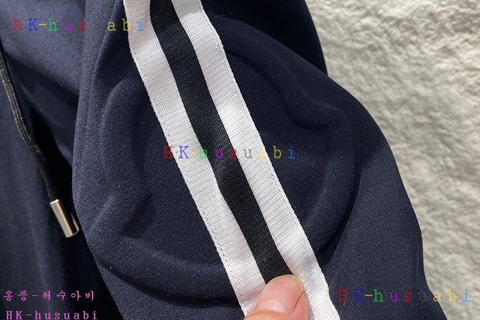 NEW 몽클레어 바지 신상 M 557991