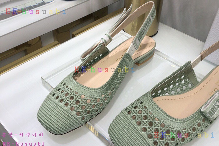 NEW 디올 신발 신상 DR 776552