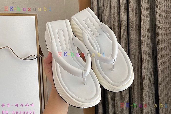 NEW 지방시 샌들 신상 GV 744720