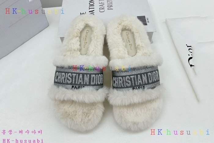 NEW 디올 슬리퍼 신상 DR 472213