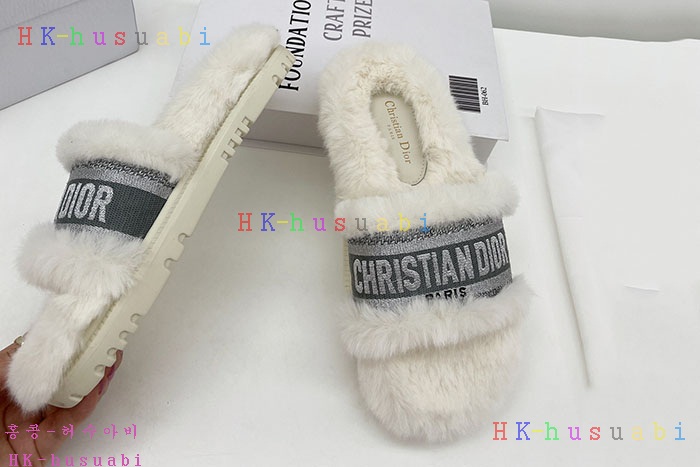 NEW 디올 슬리퍼 신상 DR 472213