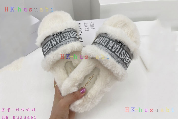 NEW 디올 슬리퍼 신상 DR 472213