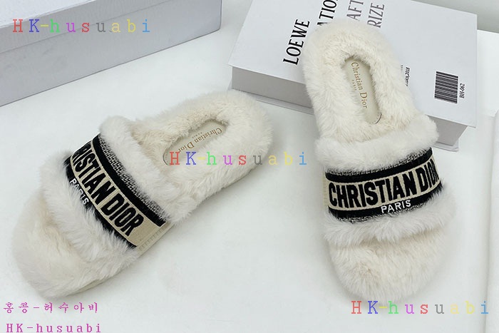 NEW 디올 슬리퍼 신상 DR 472217