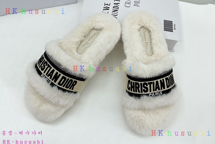 NEW 디올 슬리퍼 신상 DR 472217