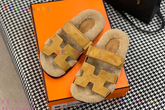 NEW 에르메스 슬리퍼 신상 H 4274442