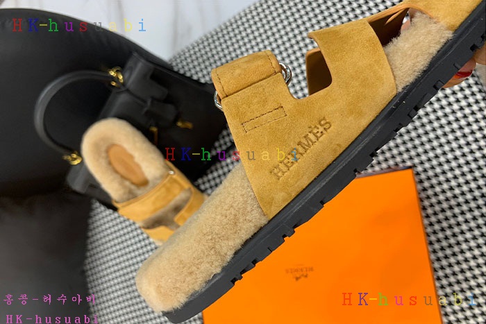 NEW 에르메스 슬리퍼 신상 H 4274442