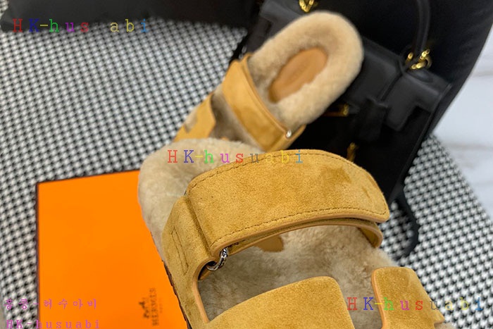 NEW 에르메스 슬리퍼 신상 H 4274442