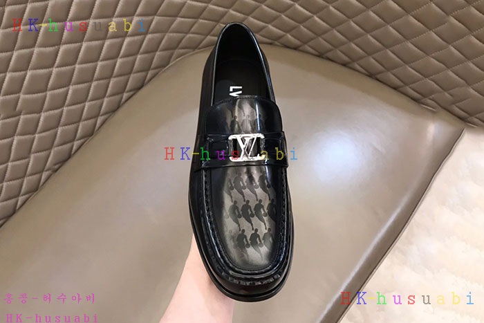 NEW 루이비통 로퍼 신상 LV 7446203