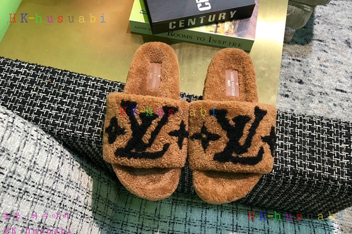 NEW 루이비통 신발 신상 LV 3688242