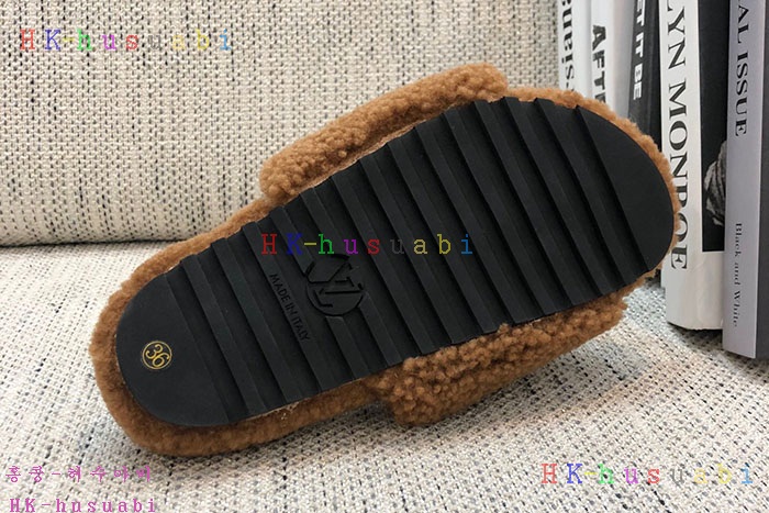 NEW 루이비통 신발 신상 LV 3688242