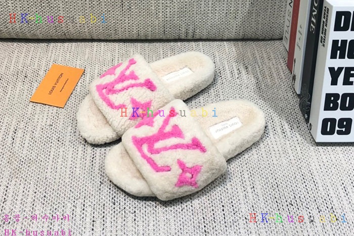 NEW 루이비통 신발 신상 LV 3688251