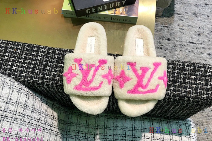NEW 루이비통 신발 신상 LV 3688251