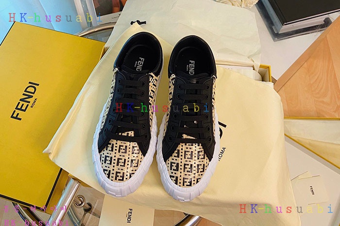 NEW 펜디 스니커즈 신상 FD 3335827