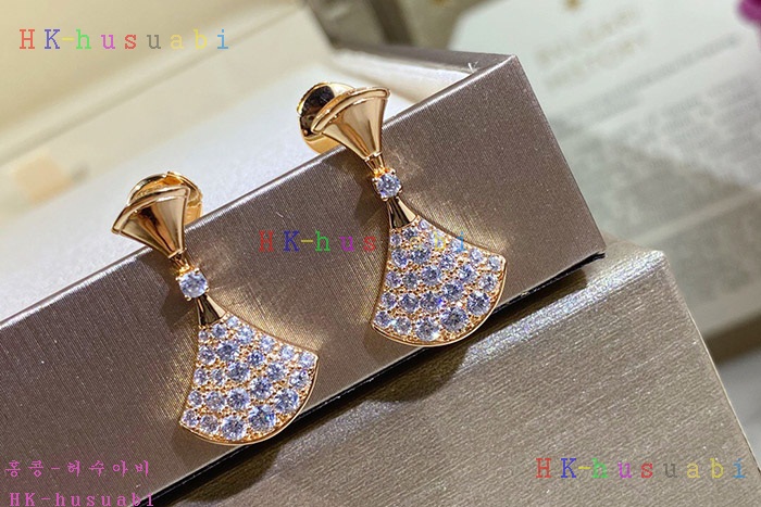 NEW 불가리 귀걸이 신상 B 1145522