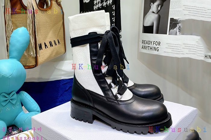 NEW 디올 부츠 신상 DR 447580