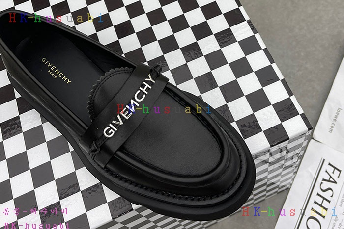 NEW 지방시 신발 신상 GV 72458222