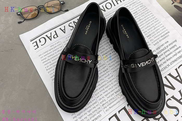NEW 지방시 신발 신상 GV 72458222