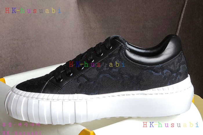 NEW 펜디 스니커즈 신상 FD 2428850