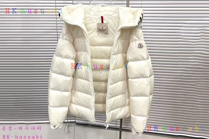 NEW 몽클레어 패딩 신상 M 4717125
