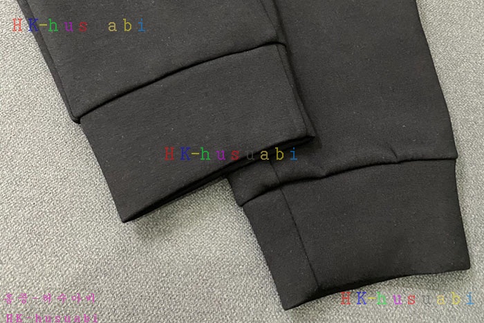 NEW 펜디 바지 신상 FD 4271142