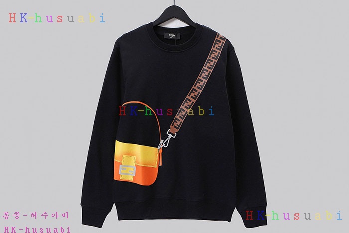 NEW 펜디 긴팔티 신상 FD 758221