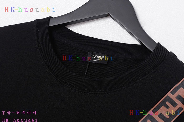 NEW 펜디 긴팔티 신상 FD 758221
