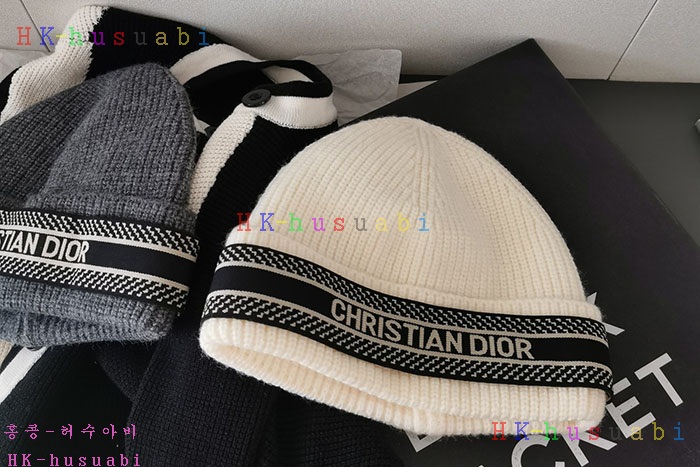 NEW 디올 모자 신상 DR 8857201