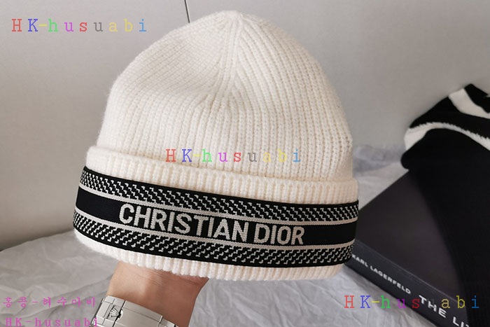 NEW 디올 모자 신상 DR 8857201