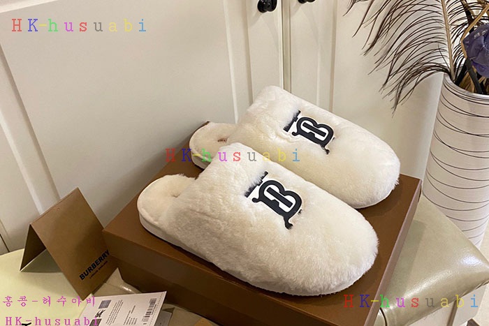 NEW 버버리 신발 신상 BB 885772