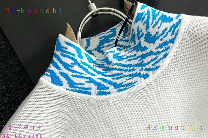 NEW 펜디 니트 신상 FD 892252
