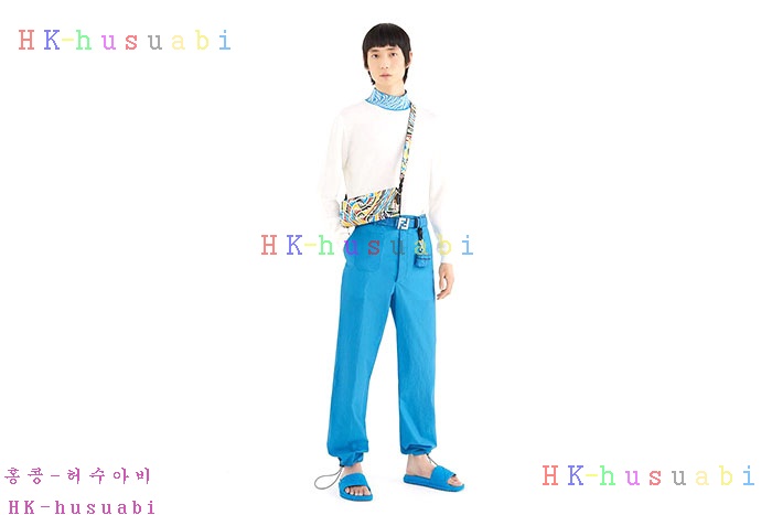NEW 펜디 니트 신상 FD 892252