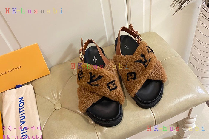 NEW 루이비통 신발 신상 LV 2256355