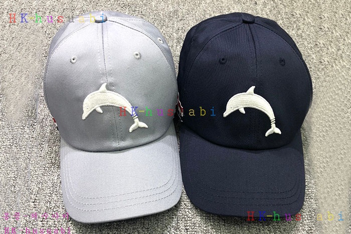 NEW 톰브라운 모자 신상 TB 558220