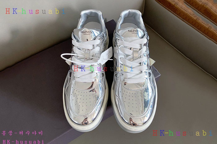 NEW 발렌티노 스니커즈 신상 V747742
