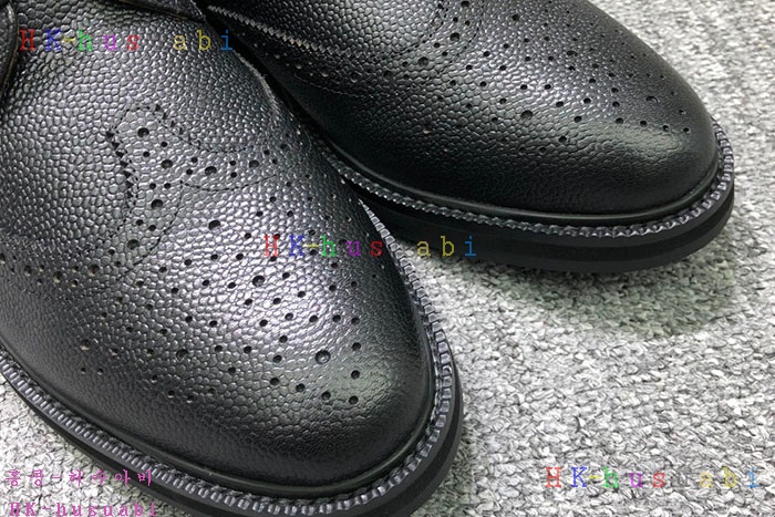 NEW 톰브라운 신발 신상 TB 852223