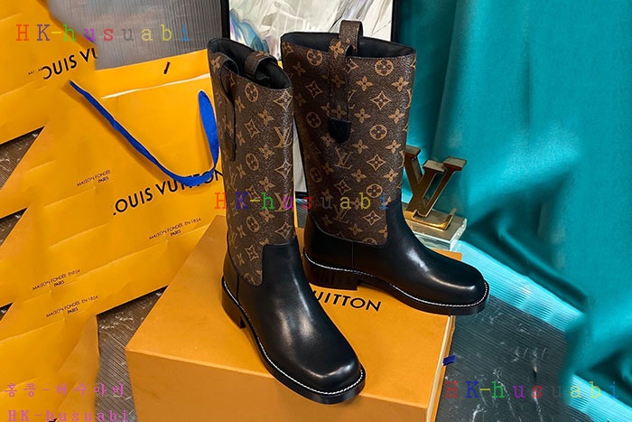 NEW 루이비통 부츠 신상 LV 447820