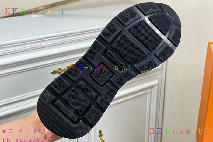 NEW 루이비통 스니커즈 신상 LV 4478266