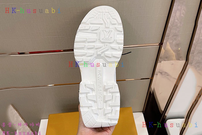 NEW 루이비통 신발 신상 LV 4488240