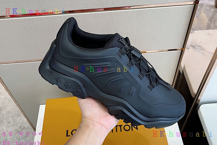 NEW 루이비통 신발 신상 LV 4488243
