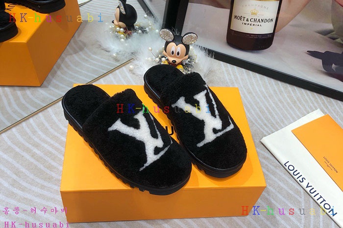 NEW 루이비통 신발 신상 LV 4478258
