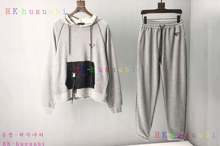 NEW 프라다 상하의셋트 신상 P 4478905