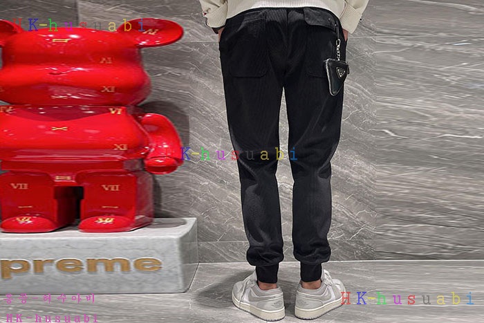 NEW 프라다 바지 신상 P 4478850